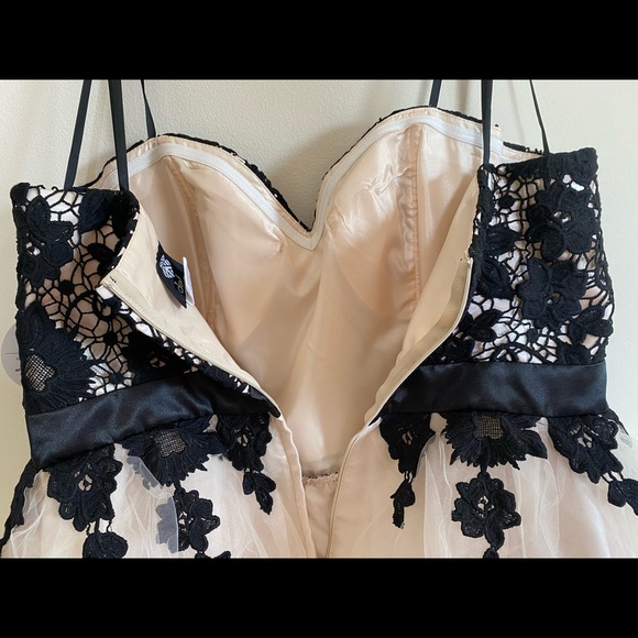 NEW! Jr Plus Party/Prom Dress - Picture 8 of 11